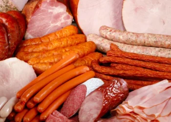 STUDIU: Alimtentele ultraprocesate pot scădea durata de viață