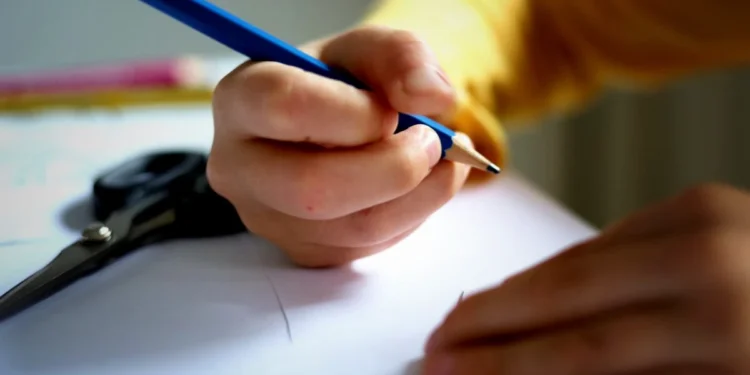 România pierde miliarde din cauza abandonului școlar