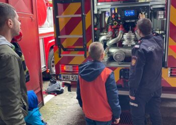 Pompierii din Botoșani deschid porțile pentru tineri