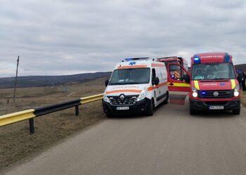 Accident grav pe câmpul din Hulub: Un bărbat de 62 de ani a suferit arsuri severe