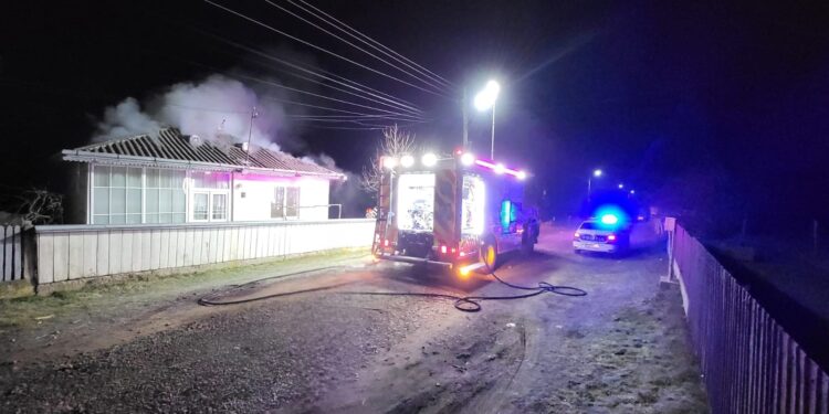 Bărbat din Liveni, rămas fără bunuri în urma unui incendiu