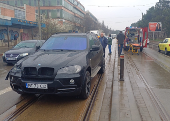 Accident grav pe o trecere de pietoni din Botoșani: O femeie în stare critică