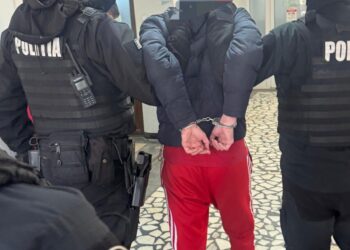 Incident violent într-un local din Botoșani: Agresorul a fost identificat și condus la audieri
