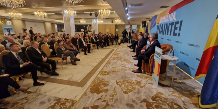 Crin Antonescu, vizită la Botoșani: Întâlniri cu susținători și discuții despre viitorul politic