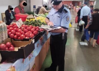 Acțiune a polițiștilor din Darabani pentru siguranța publică și verificarea activităților comerciale