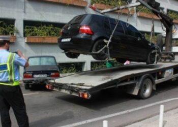 Peste 40 de sancțiuni pentru șoferii care au încălcat regulile de circulație și parcare