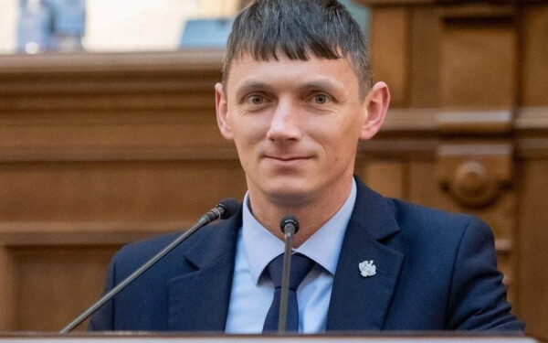 Senatorul POT Paul Ciprian Pintea, acuzat de fals în CV și probleme cu legea