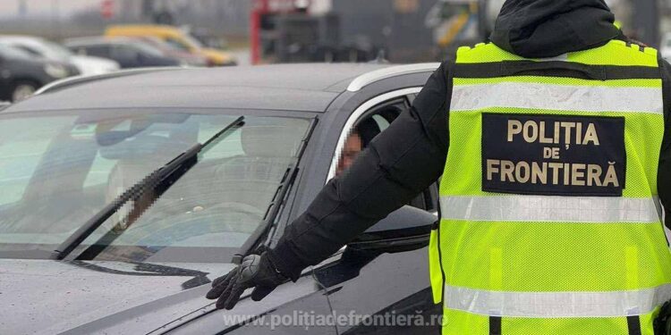 Autoturism de lux căutat pentru confiscare descoperit de polițiștii de frontieră