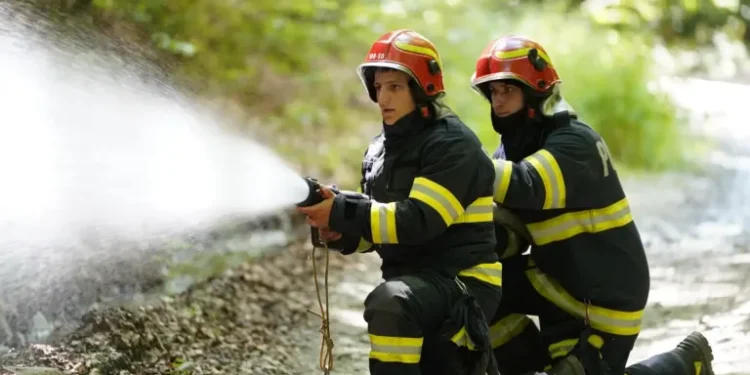 Dezastru la Agafton! Cutremur, explozii, incendii și accidente – zeci de victime, oameni sub dărâmături!