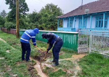 Intervenții de amploare în județul Botoșani pentru limitarea efectelor ploilor torențiale și inundațiilor