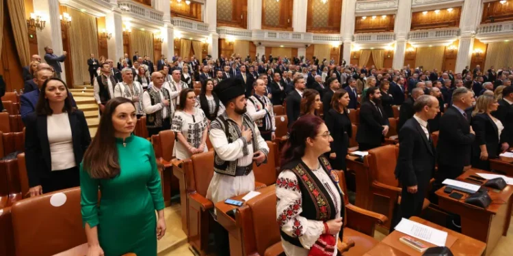 Șase deputați POT demisionează, printre aceștia și șoferul de camion ajuns deputat de Botoșani