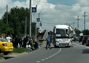 Grav accident rutier între un autocar și o autoutilitară pe ruta Iași – Botoșani: 29 de victime, Planul Roșu activat GALERIE FOTO