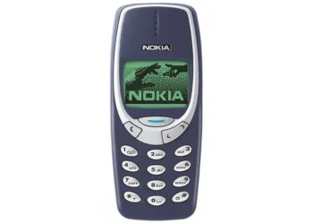 Regele telefoanelor rezistente: Nokia 3310 face senzație după 20 de ani!