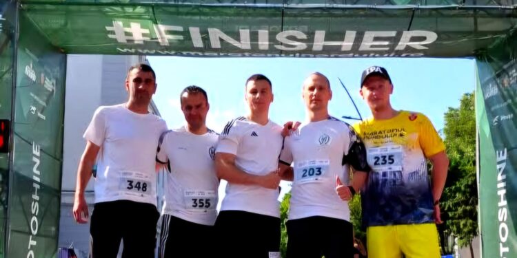 Opt polițiști de penitenciare din Botoșani, prezenți la prima ediție a Maratonului Nordului