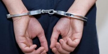 Agresiune sexuală într-un bar din Broscăuți! Bărbat de 36 de ani, reținut după ce a molestat o minoră chiar pe terasă!