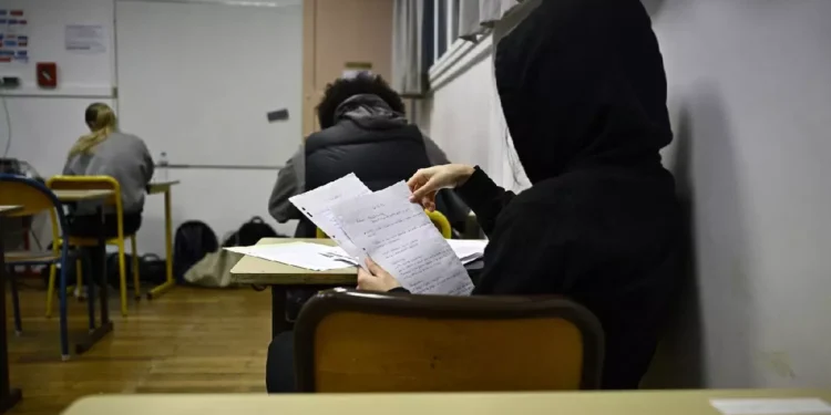 Scandal la BAC 2025: Subiectele la Limba română au fost divulgate online dintr-un centru de examen din Cluj