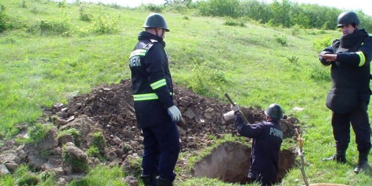 Peste 900 de elemente de muniție, distruse de pirotehniștii ISU Botoșani. VIDEO