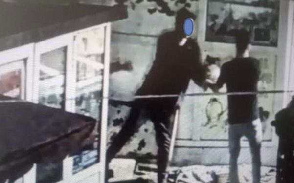 Patru tineri au dat „atacul pepenilor” în Piața Centrală!