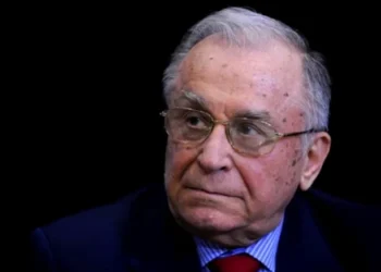 BREAKING NEWS! Ion Iliescu, diagnosticat cu cancer pulmonar!