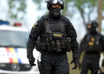 455 de percheziții domiciliare în întreaga țară