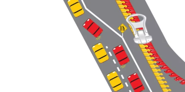 „Regula fermoarului”, adoptată tacit în Senat! Șoferii care nu o respectă riscă amenzi!