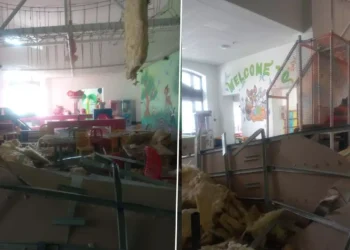 Administrator reținut după prăbușirea tavanului unui spațiu de joacă din Botoșani. Copiii aflați în incintă, în pericol!