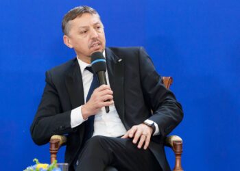 Toți directorii de școli, puși pe tușă – Ministrul Daniel David anunță marea EPURARE și o revoluție de tip european!