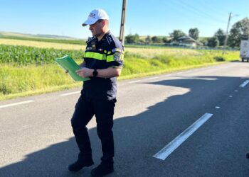 Razie de proporții pe șosele! Un șofer de marfă din Ialomița prins în offside – amendă uriașă și camion blocat 9 ore! FOTO&VIDEO