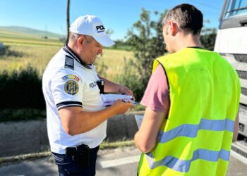 Razie de proporții pe șosele! Un șofer de marfă din Ialomița prins în offside – amendă uriașă și camion blocat 9 ore! FOTO&VIDEO