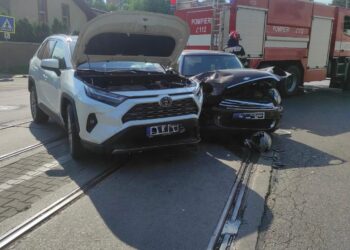 Accident rutier pe Calea Națională din Botoșani: Doi copii și părinții lor au ajuns la spital.