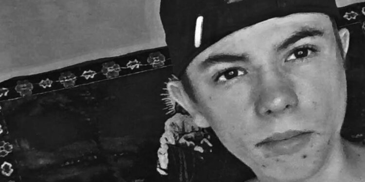 Tragedie în județul Botoșani: Adolescentul de 17 ani, înecat în pârâul Volovăț, a murit la spital