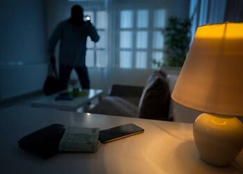 Hoți prinși după un jaf de 25.000 de lei la Botoșani!