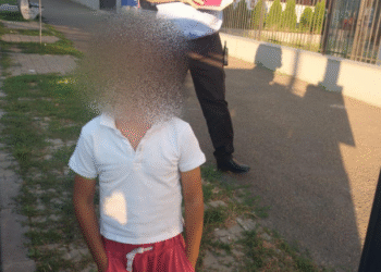 Panică într-un autobuz din Botoșani! Copil de 7 ani, găsit singur la capăt de linie!