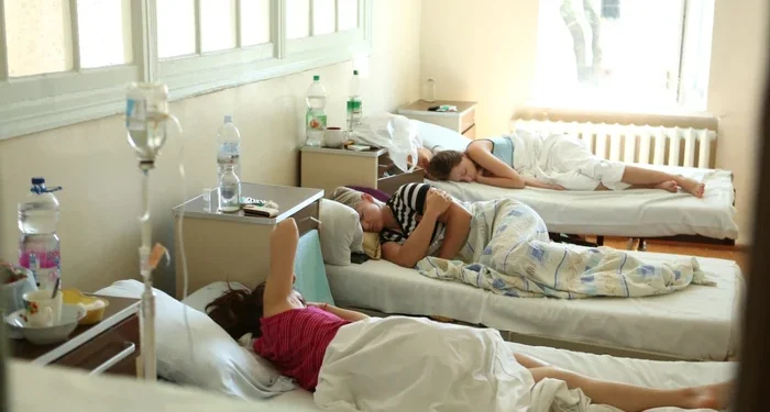 „Lovitură la sănătate” din septembrie! Se taie statutul de coasigurat – milioane de români vor fi obligați să plătească pentru asigurare medicală