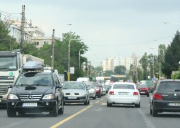 Lovitură pentru șoferii cu mașini vechi – impozite de până la 1.900 de lei pe an