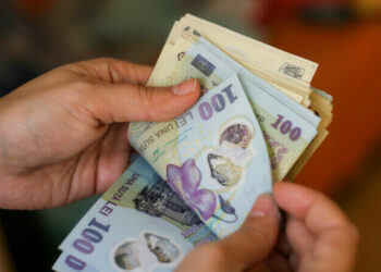 Salariile din România, între supraviețuire și lux. Diferențe uriașe între județe și marile orașe