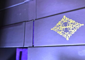 Contrabandă de lux la graniță! „Aurul lichid” al modei, prins la Racovăț