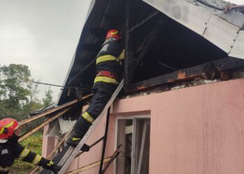 Incendiu cu final tragic – un bărbat găsit mort în gospodărie