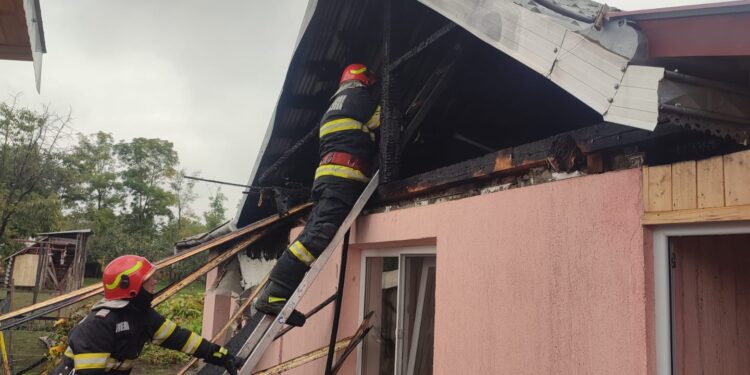 Incendiu cu final tragic – un bărbat găsit mort în gospodărie