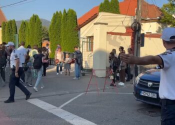 Polițiștii botoșăneni, mobilizare pentru siguranța elevilor la început de an școlar
