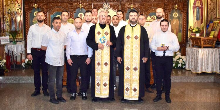 Momente de reflecție și speranță pentru treisprezece persoane private de libertate, la Biserica „Cuvioasa Parascheva”