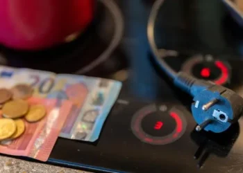 Prețul la curent ar putea ajunge la 1 leu pentru români – promisiunea-șoc a ministrului Energiei!