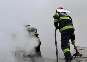 Pericol de incendiu în Durnești! O casă era cât pe ce să fie mistuită de flăcări!