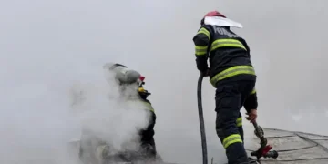 Pericol de incendiu în Durnești! O casă era cât pe ce să fie mistuită de flăcări!