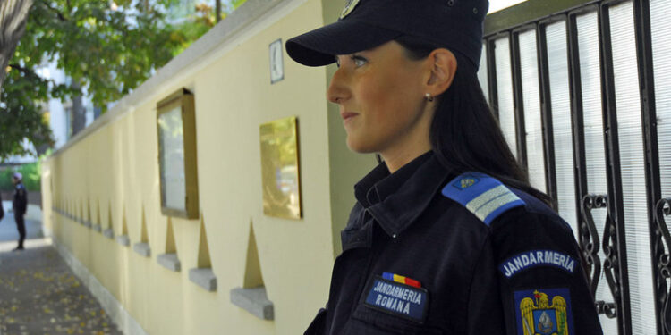 Jandarmeria se mută în teren: mii de jandarmi scoși de la pază, clădirile păzite de tehnologie