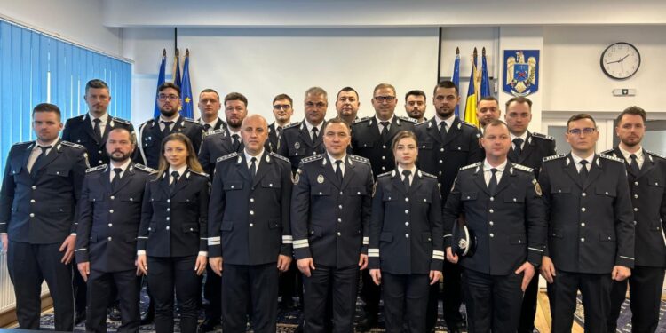 21 de polițiști botoșăneni, avansați în grad! Festivitate cu emoții la IPJ Botoșani
