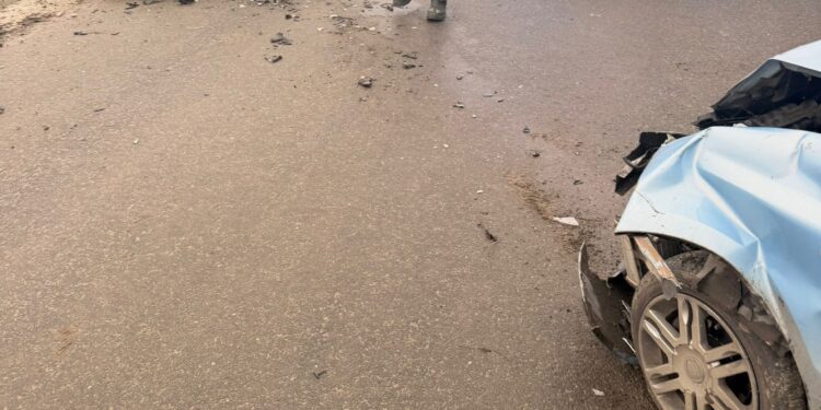 Trei persoane rănite într-un accident la ieșirea din Dorohoi spre Șendriceni