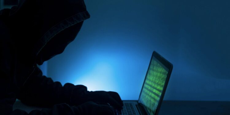 ESCROCHERIE CA-N FILME LA BOTOȘANI! S-a dat drept DIICOT și bancă, l-au speriat și l-au lăsat fără peste 50.000 de lei