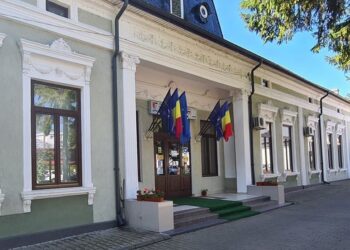 Dispar peste 25 de clase de a IX-a. Licee întregi rămân fără elevi din toamnă