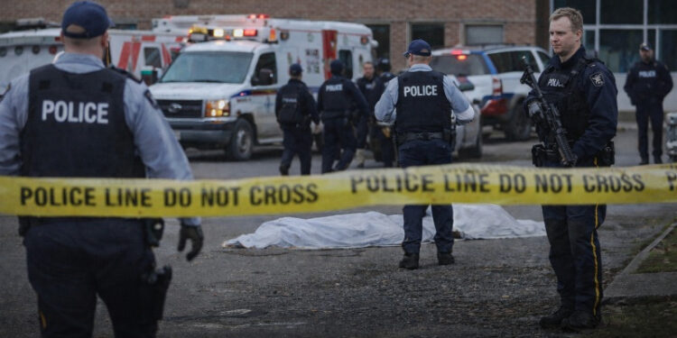 Masacru într-o școală din Canada! Șase morți, zeci de răniți, atacatoarea de 18 ani s-a sinucis după carnagiu